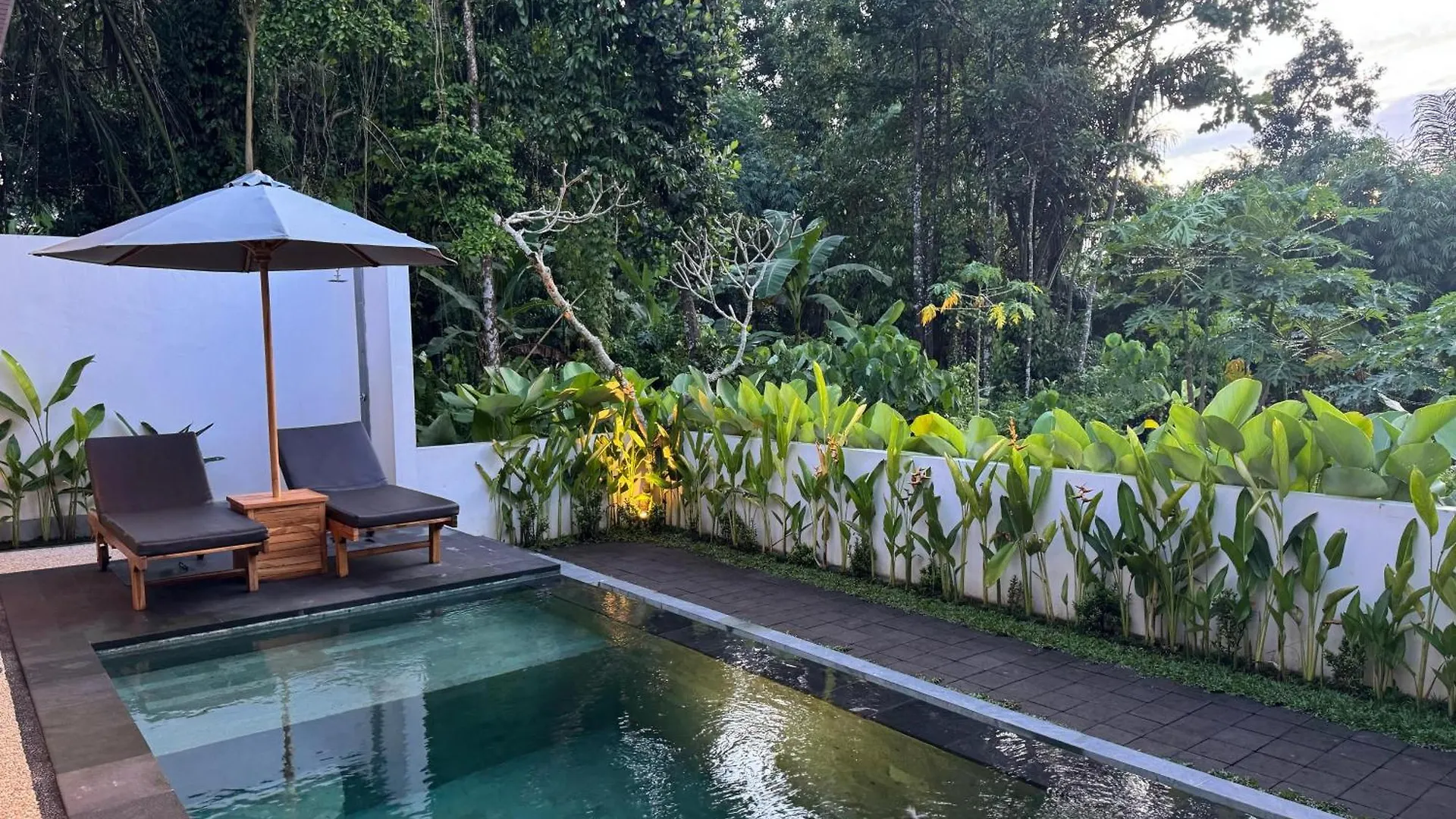 Delatari Villa Ubud  0*, Ubud (Bali)